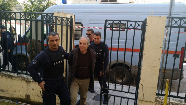 Προσωρινή μεγαγωγή του Κουφοντίνα στα Δικαστήρια Βόλου για το θέμα της άδειας