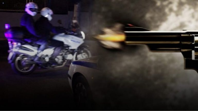 Αποπειράθηκαν να τον δολοφονήσουν μέσα στο αυτοκίνητό του Αποπειράθηκαν να τον δολοφονήσουν μέσα στο αυτοκίνητό του