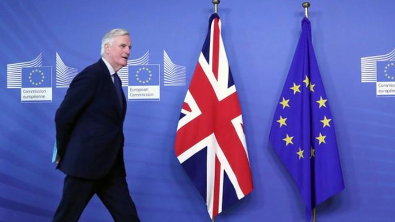 Μπαρνιέ: Δεν χρειαζόμαστε χρόνο, χρειαζόμαστε μια απόφαση