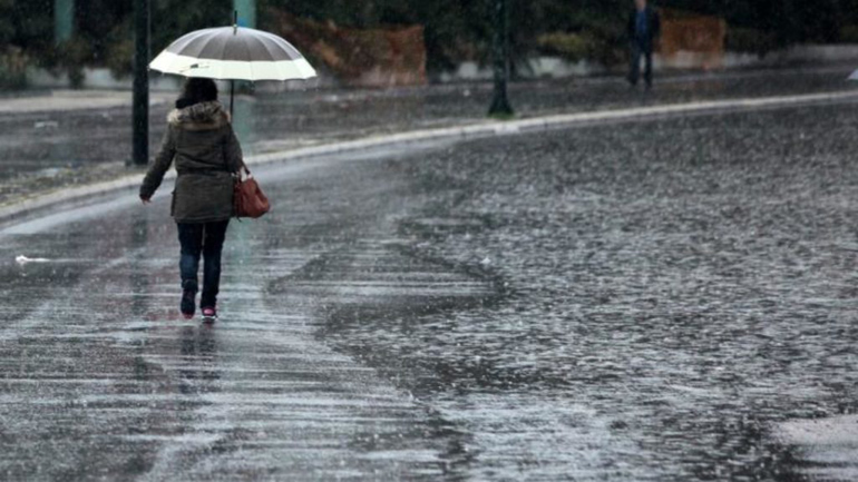 Νεφώσεις, βροχές και χιονοπτώσεις