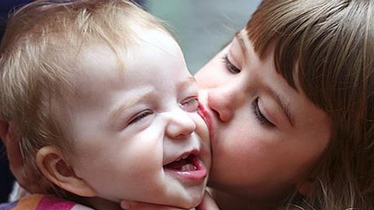 Πώς μπορεί να ευτυχίσει το παιδί με τη βοήθειά σας