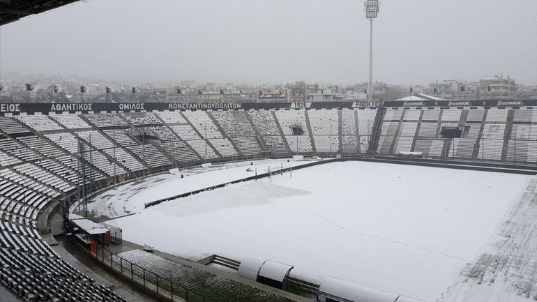 Στα «λευκά» το γήπεδο της Τούμπας