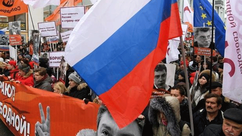 Ρωσία: Πορεία στην μνήμη του δολοφονημένου Μπορίς Νεμτσόφ