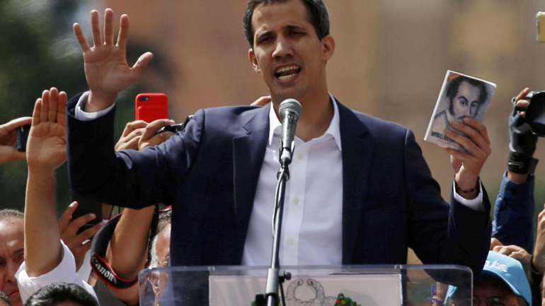 Ο Τραμπ αναγνώρισε επίσημα τον Χουάν Γκουαϊδό ως τον ενδιάμεσο πρόεδρο της Βενεζουέλας