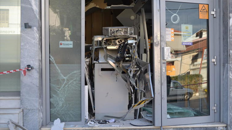 Έσπασαν τρία ΑΤΜ τραπεζών στου Ζωγράφου