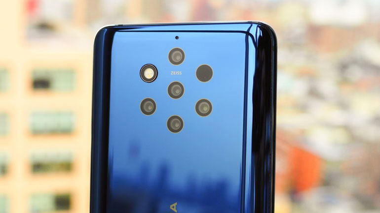 Η Nokia παρουσίασε «έξυπνο» κινητό τηλέφωνο με πέντε κάμερες