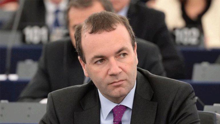 Βέμπερ: «Ο Όρμπαν να συμπεριφέρεται με αλληλέγγυο τρόπο στο ΕΛΚ»