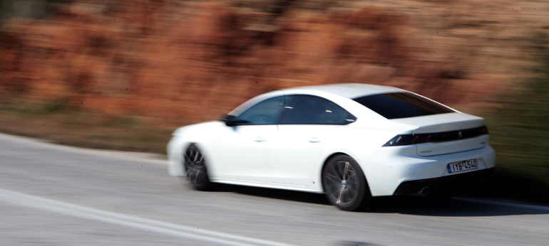 Το πίσω μέρος από τη νέα γενιά του Peugeot 508 τα... σπάει!