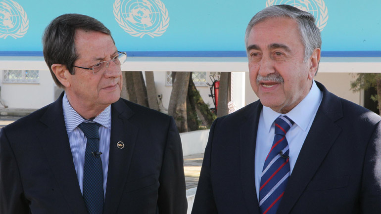 Την Τρίτη η συνάντηση Αναστασιάδη-Ακιντζί