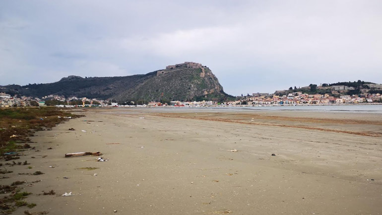 Άμπωτη-ρεκόρ στο Ναύπλιο