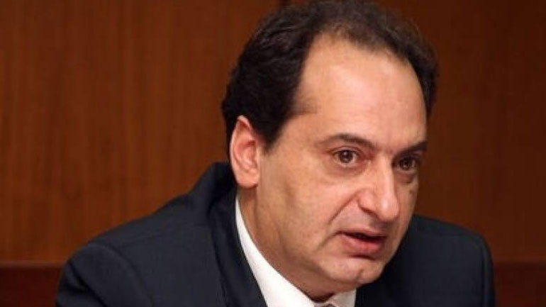 Στην Κρήτη με Super Puma ο Χρ. Σπίρτζης – Μαζί του εμπειρογνώμονες μηχανικοί του υπ. Υποδομών και Μεταφορών