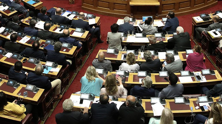 Ψηφίστηκε, με στήριξη και της ΝΔ, επί της αρχής το νομοσχέδιο για εταιρικούς μετασχηματισμούς και ηλεκτρονικά τιμολόγια