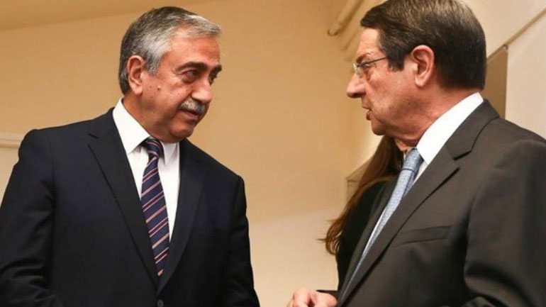 Σε καλό κλίμα αλλά χωρίς σύμπτωση απόψεων η συνάντηση Αναστασιάδη – Ακιντζί