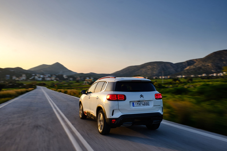 Αυτοκίνητο που φτιάχτηκε για να γράφεις πολλά... χιλιόμετρα και άνετα!