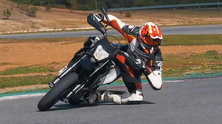KTM 690 SMC R & Enduro 2019: Παιχνίδι σε άσφαλτο ή χώμα;