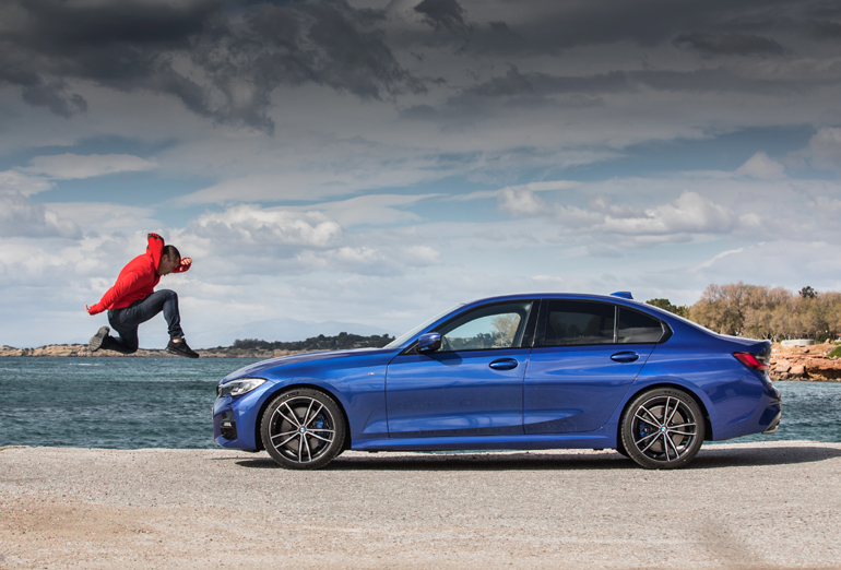 Ο Μιχάλης Ζαμπίδης με την καινούργια BMW Series 3