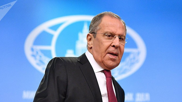 Ο Λαβρόφ εκφράζει την αλληλεγγύη της Μόσχας προς το Καράκας