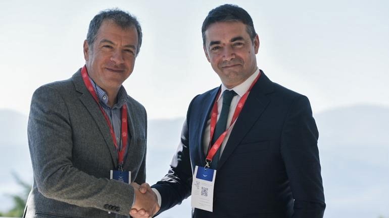 Ντιμιτρόφ σε Θεοδωράκη: Θέλω να σε ευχαριστήσω που δεν δείλιασες