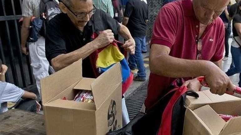 Η Ουάσινγκτον επέβαλε κυρώσεις σε βάρος βενεζουελανών αξιωματούχων για παρεμπόδιση της ανθρωπιστικής βοήθειας