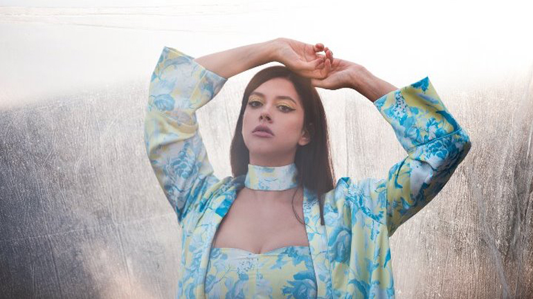 Κατερίνα Ντούσκα: «Το «Better Love» θα ήθελα να μπορεί να προσφέρει ανάταση και ζεστασιά»