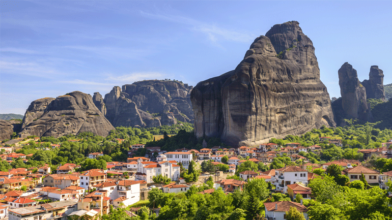 Μετέωρα: Οι πέτρινοι γίγαντες που κόβουν την ανάσα