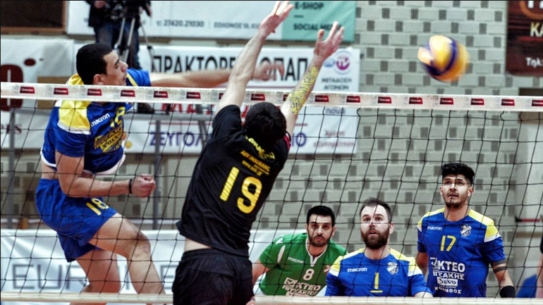 Βόλεϊ: Νίκη με ανατροπή για τον Παμβοχαϊκό, 3-2 σετ την ΑΕΚ