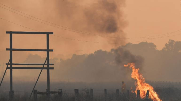 Μαίνονται μεγάλες δασικές πυρκαγιές στο νότιο τμήμα της Αυστραλίας