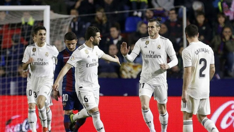 «Ντροπή τους που φέρθηκαν έτσι στον Γκάρεθ Μπέιλ»