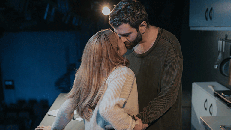 Τελευταίες παραστάσεις για το έργο  «Φράνκι και Τζόνι» στο Θέατρο Altera Pars