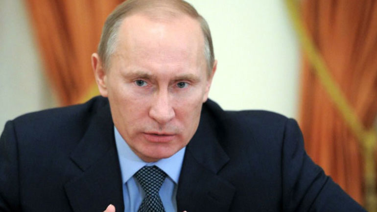 Ο Πούτιν υπέγραψε διάταγμα με το οποίο αναστέλλει τη συμμετοχή της Ρωσίας στη Συνθήκη INF