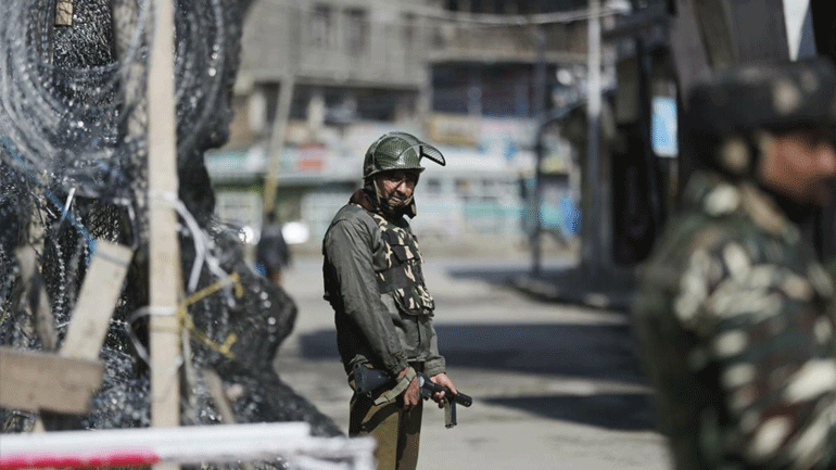 Πακιστάν: Οι Αρχές συνέλαβαν 44 ύποπτους εξτρεμιστές μετά την επίθεση αυτοκτονίας στο Κασμίρ