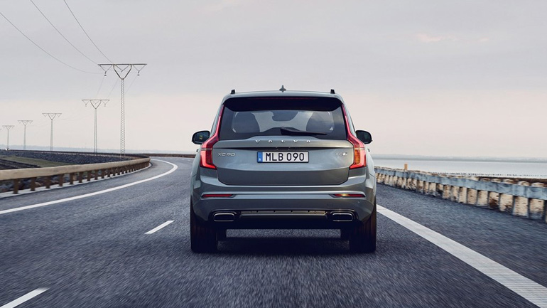 Στα 180 χλμ./ώρα όλα τα Volvo θα έχουν ηλεκτρονικό κόφτη