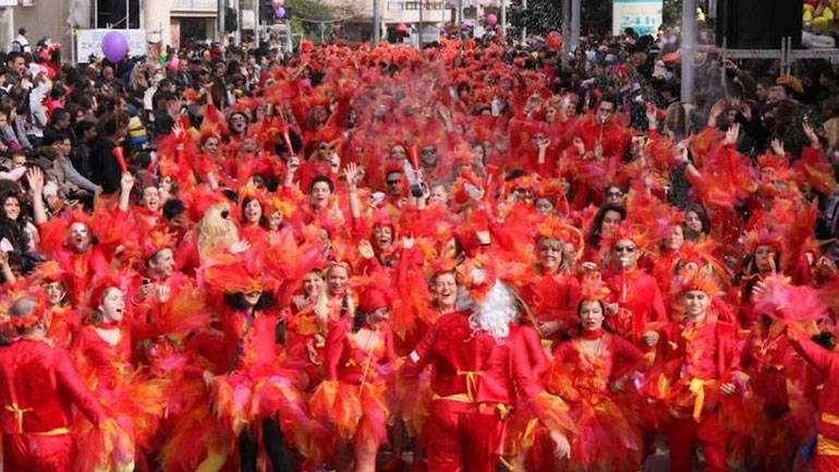 Ρεκόρ Γκίνες για τον μεγαλύτερο καρναβαλικό χορό διεκδικεί η Πάτρα