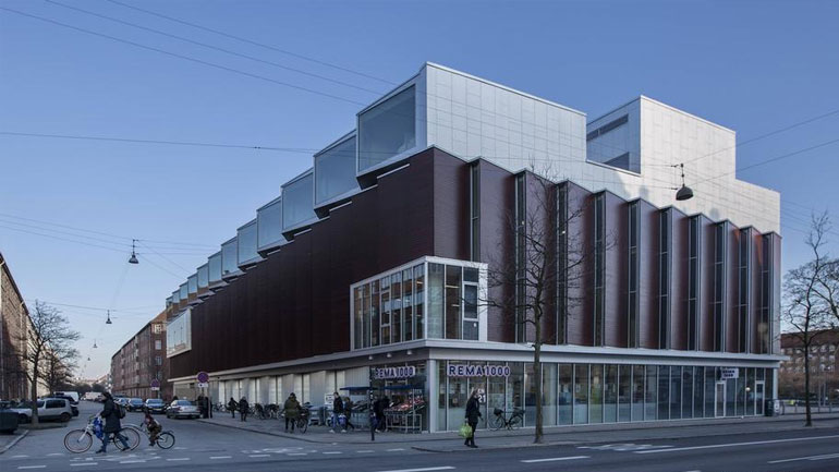 Γερμανία: Σπίτια σε σουπερμάρκετ και πάρκινγκ