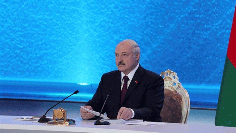 Λουκασένκο: «Η Ρωσία μας ρίχνει στην αγκαλιά της Δύσης»