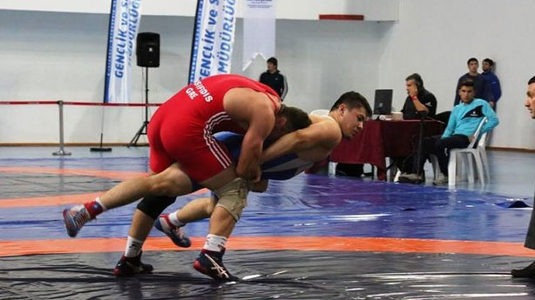 Πάλη: Στα ρεπεσάζ του Ευρωπαϊκού πρωταθλήματος U23 ο Ιωσηφίδης