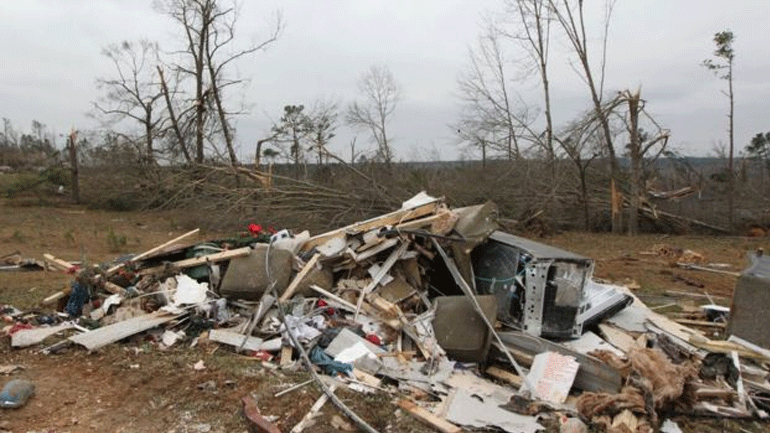 ΗΠΑ: Τουλάχιστον επτά αγνοούμενοι στην Αλαμπάμα μετά το φονικό χτύπημα ανεμοστρόβιλων