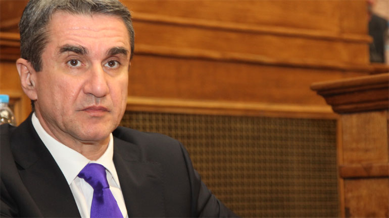 Εξηγήσεις από την κυβέρνηση ζητά ο Ανδ. Λοβέρδος σχετικά με το κυβερνητικό αεροσκάφος της Βενεζουέλας