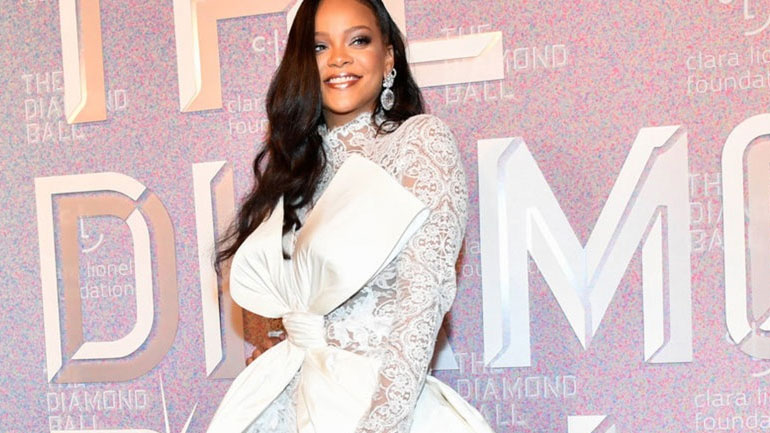 Project Loud: Αυτό είναι το νέο brand ρούχων της Rihanna!