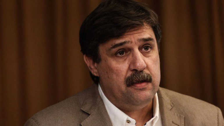 Ξανθός: «Εμείς δεν έχουμε συμβούλους που είχαν σχέση με τη φαρμακοβιομηχανία»