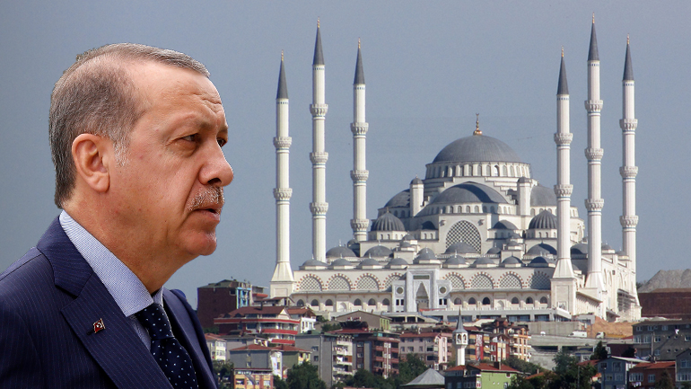 Η φαραωνική αλαζονεία του Ταγίπ Ερντογάν