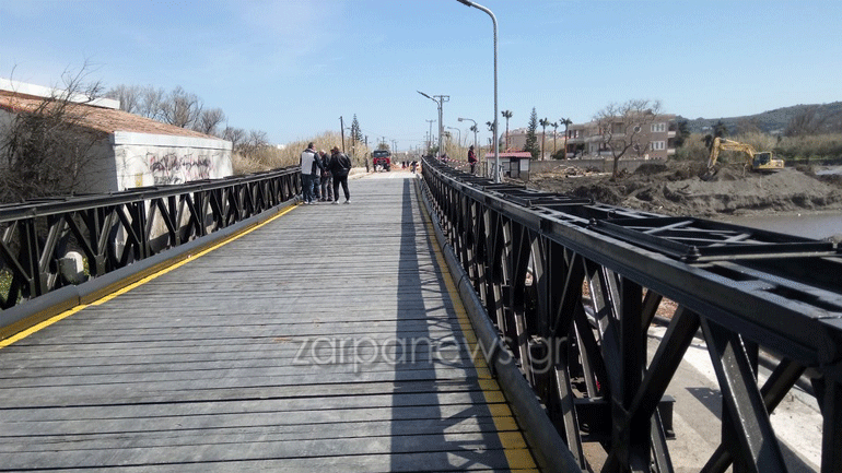 Χανιά: Δόθηκε στην κυκλοφορία η γέφυρα που τοποθέτησαν οι Ένοπλες Δυνάμεις στον Πλατανιά