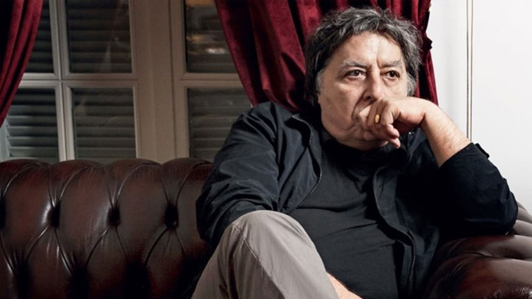 Θύμιζε Τσαρούχη και Χάραμα