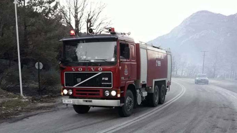 Σε ύφεση η δασική πυρκαγιά στα Τρίκαλα