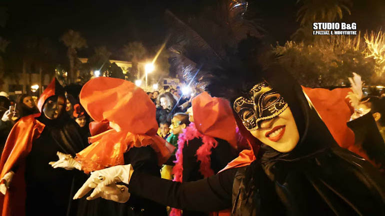 Κερδίζει τις εντυπώσεις το Βενετσιάνικο καρναβάλι στο Ναύπλιο 