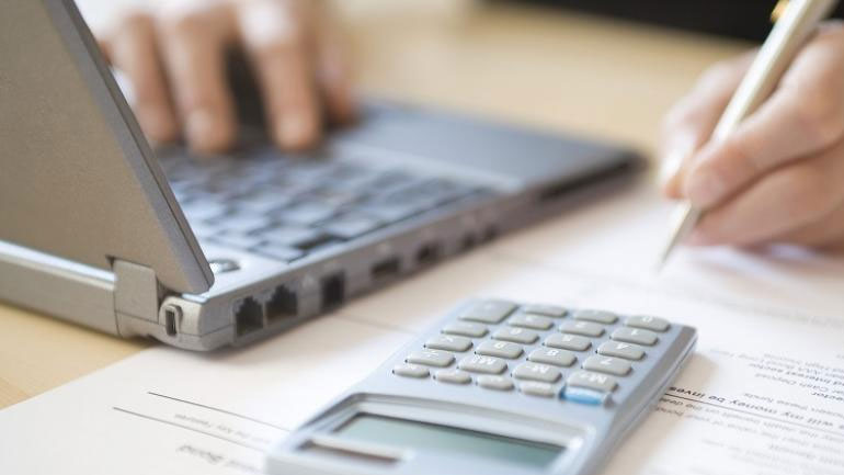 Περισσότερα εγκαίνια, λιγότερα λουκέτα – «Έκρηξη» ίδρυσης νέων επιχειρήσεων το 2018