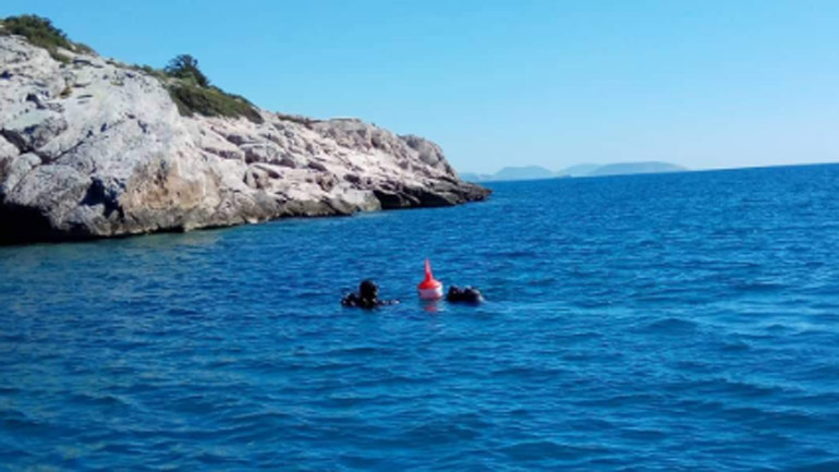 Συνεχίζονται οι έρευνες για τον εντοπισμό υποβρύχιου αλιέα ανοιχτά της Βάρης Συνεχίζονται οι έρευνες για τον εντοπισμό υποβρύχιου αλιέα ανοιχτά της Βάρης