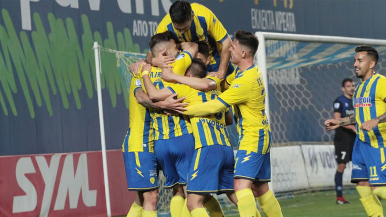 Καταιγιστικός ο Παναιτωλικός, συνέτριψε με 5-0 τον Πανιώνιο