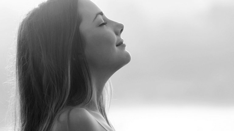 Η βαθιά αναπνοή αυξάνει τη ροή του αίματος στον εγκέφαλο και τα ζωτικά όργανα