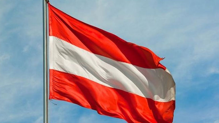 Η Αυστρία θα ανοίξει προξενεία στην Αγία Πετρούπολη και στο Νοβοσιμπίρσκ